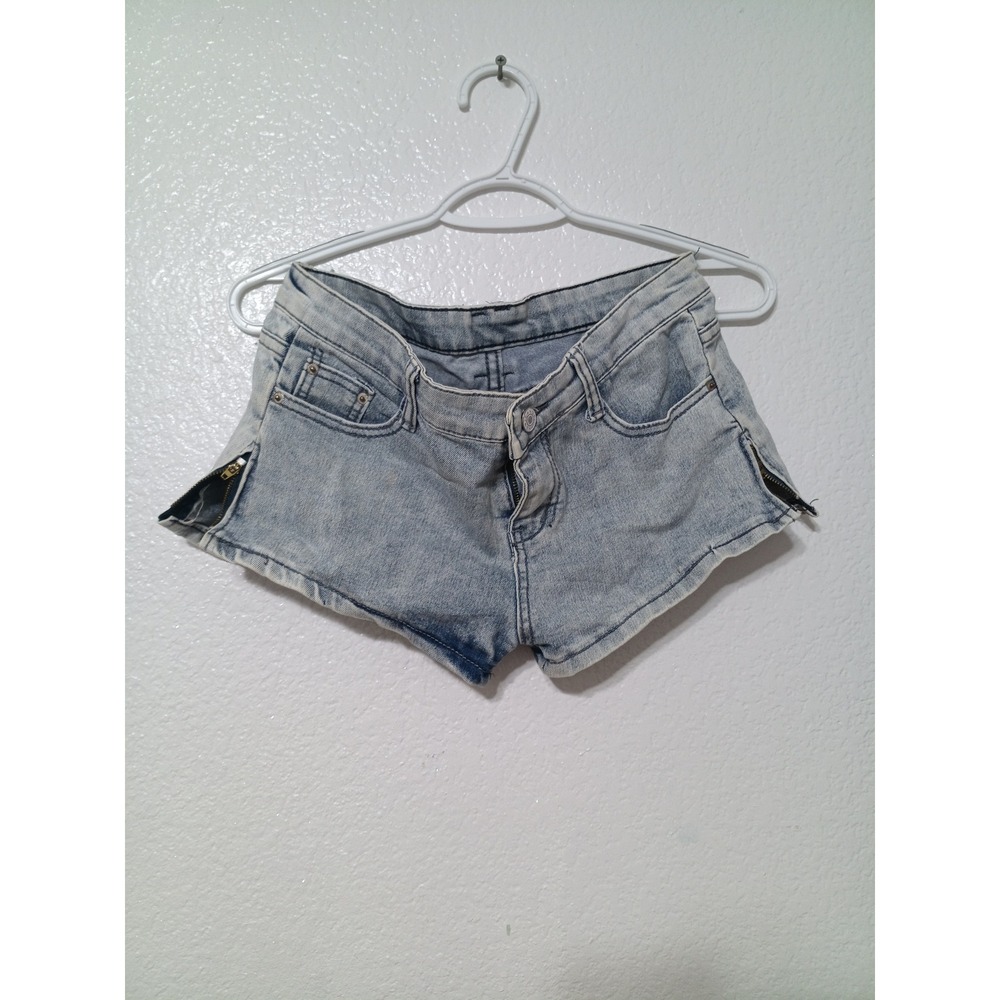Women Light Wash Denim Mini Shorts with Side Zippers Low Rise Acid Wash Blue(79)